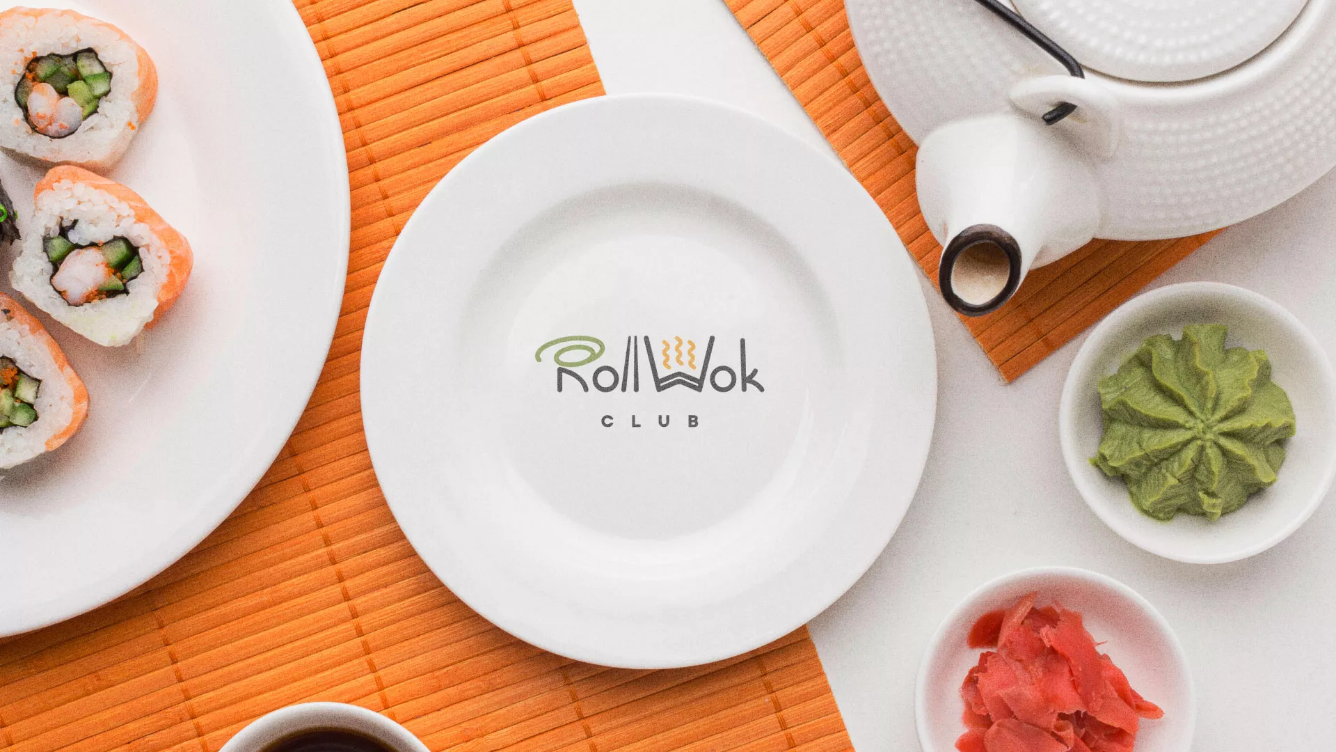 Разработка логотипа и фирменного стиля суши-бара «Roll Wok Club» в Лосино-Петровске